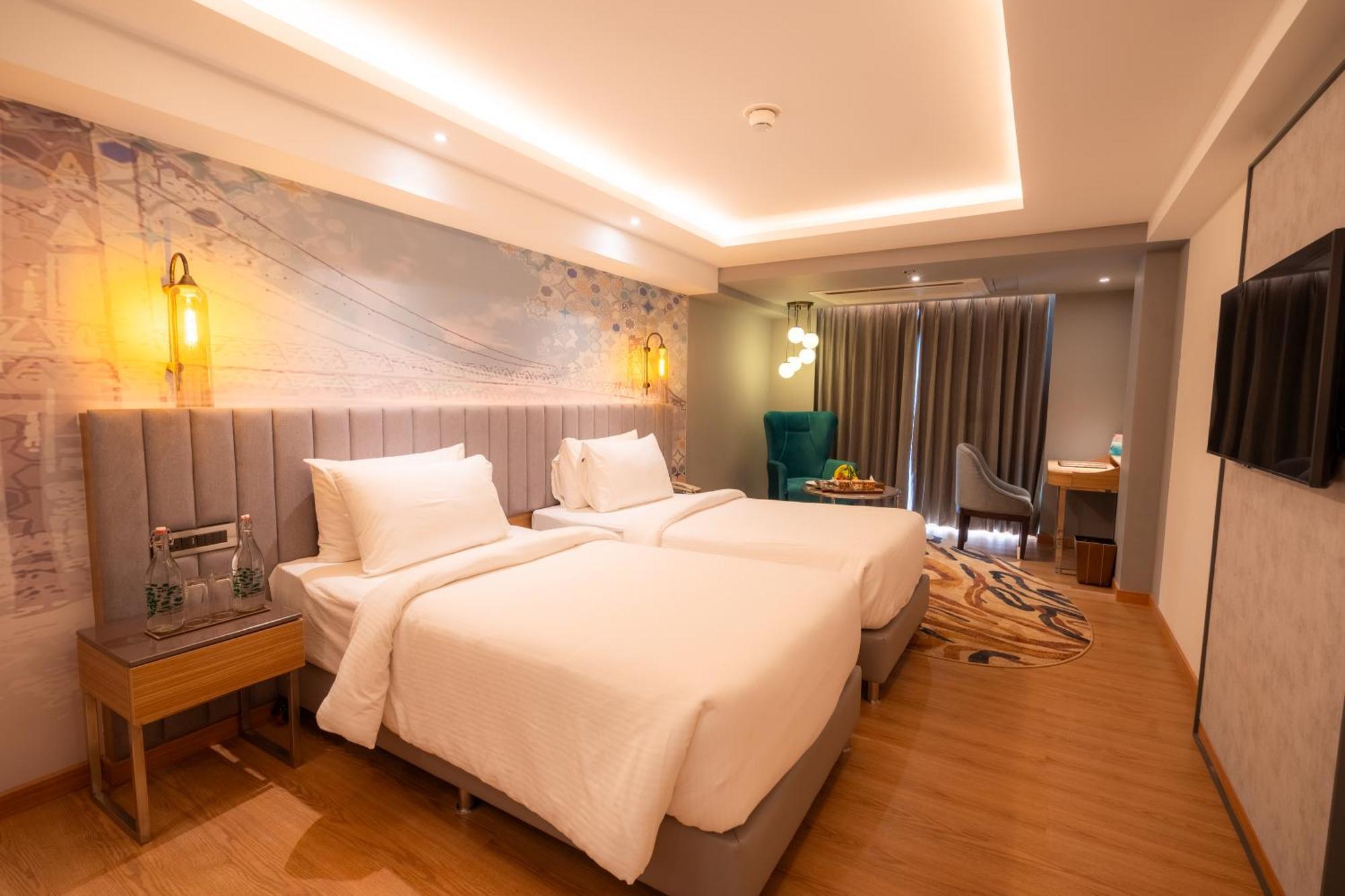 Golden Tulip Bhopal Hotel Kültér fotó